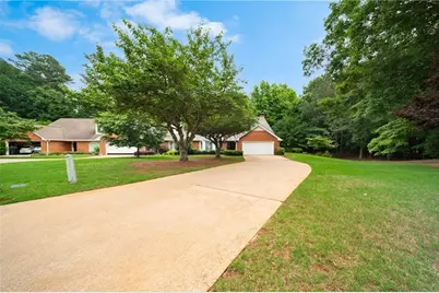 300 Brickleberry Drive, Roswell, GA 30075 - Photo 40