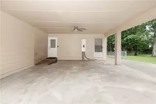 958 Gunter Cir, Lawrenceville, GA 30043 - Photo 12