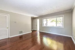 120 Biscayne Dr NW, Atlanta, GA 30309 - Photo 6