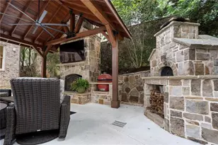 738 Wildwood Rd, Atlanta, GA 30324 - Photo 56