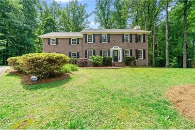 4752 Forest Glen Court NE, Marietta, GA 30066 - Photo 1