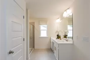 5657 Overview Dr, Flowery Branch, GA 30542 - Photo 24