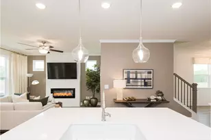 5657 Overview Dr, Flowery Branch, GA 30542 - Photo 10