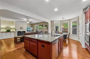 1685 Gallant Fox Ln, Suwanee, GA 30024 - Photo 18
