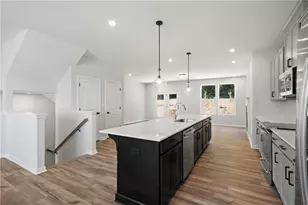 2676 Creek View Terrace, Atlanta, GA 30318 - Photo 8