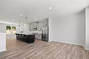 2676 Creek View Terrace, Atlanta, GA 30318 - Photo 10
