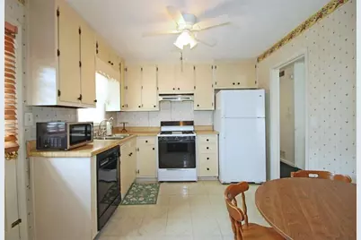 1630 Dove Court SW, Marietta, GA 30064 - Photo 8