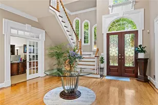 235 N Smead Ct, Roswell, GA 30076 - Photo 4