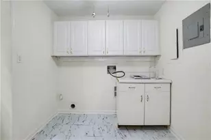 391 Beaumont Dr, Stone Mountain, GA 30087 - Photo 12