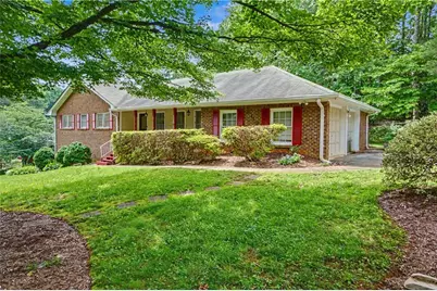 391 Beaumont Drive, Stone Mountain, GA 30087 - Photo 2