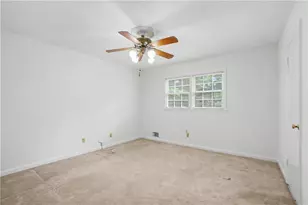 391 Beaumont Dr, Stone Mountain, GA 30087 - Photo 14
