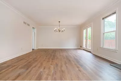 1354 Sheffield Glen Way NE, Atlanta, GA 30329 - Photo 10