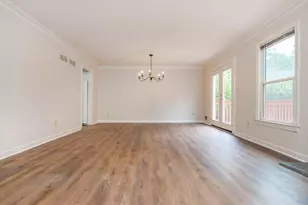 1354 Sheffield Glen Way NE, Atlanta, GA 30329 - Photo 10