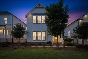 3748 Spruce Rdg Ln, Suwanee, GA 30024 - Photo 2