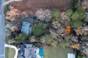 4402 Blackland Dr, Marietta, GA 30067 - Photo 8