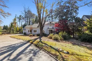4402 Blackland Dr, Marietta, GA 30067 - Photo 2