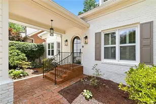 5348 Greenland Rd NE, Sandy Springs, GA 30342 - Photo 6