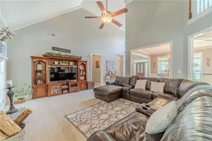 1245 Oakwood Pl, Loganville, GA 30052 - Photo 14