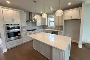 2436 Naples St, Hoschton, GA 30548 - Photo 2