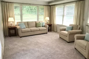 547 Rebecca St, Lawrenceville, GA 30046 - Photo 2