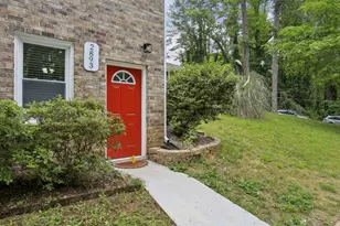 2893 White Oak Dr, Decatur, GA 30032 - Photo 8