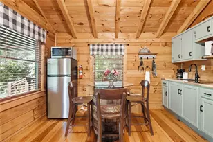 37 Dean Court, Blue Ridge, GA 30513 - Photo 6