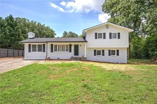 108 Valley Dr, Cartersville, GA 30120 - Photo 2