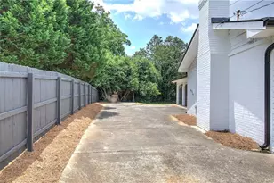 108 Valley Dr, Cartersville, GA 30120 - Photo 6