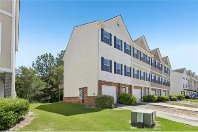 6383 Redan Square, Lithonia, GA 30058 - Photo 2