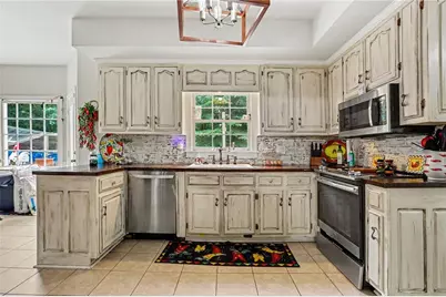 7025 Oakcreek Trace, Cumming, GA 30041 - Photo 6