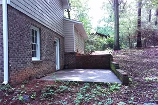 3430 Creek Hollow Dr, Marietta, GA 30062 - Photo 14