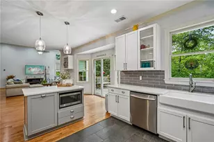 9395 Edgewater Dr, Gainesville, GA 30506 - Photo 12