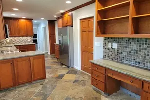 8541 Birch Hollow Dr, Roswell, GA 30076 - Photo 8