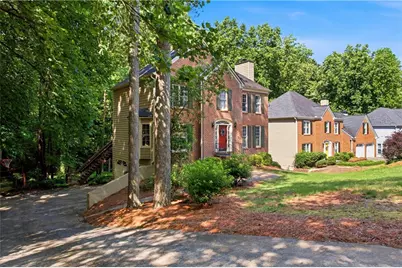 2059 Sanderlings Drive NW, Kennesaw, GA 30152 - Photo 2