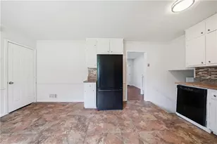 930 Cochise Trail SE, Conyers, GA 30094 - Photo 10