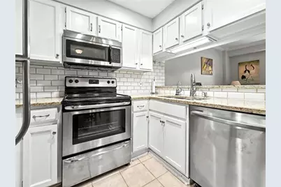1800 Clairmont Lake #301, Decatur, GA 30033 - Photo 16
