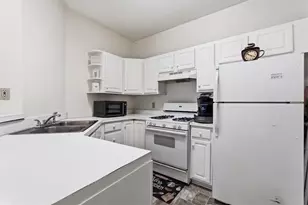 4379 Orchard Park Ct, Stone Mountain, GA 30083 - Photo 6