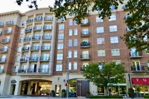 2277 Peachtree Rd NE, Atlanta, GA 30309 - Photo 2