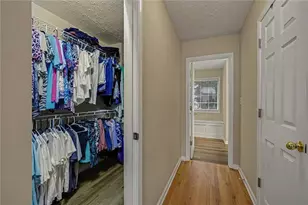 200 Taylors Farm Dr, Holly Springs, GA 30115 - Photo 16