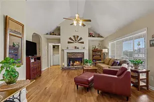 200 Taylors Farm Dr, Holly Springs, GA 30115 - Photo 4