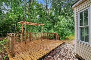 1298 Berryhill Dr, Lithonia, GA 30058 - Photo 20