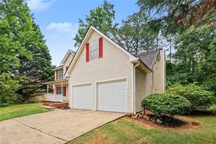 1298 Berryhill Dr, Lithonia, GA 30058 - Photo 2