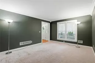 3660 Laurel Ln NE, Conyers, GA 30012 - Photo 6