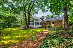 335 Thornwood Dr, Atlanta, GA 30328 - Photo 54