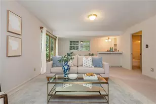 335 Thornwood Dr, Atlanta, GA 30328 - Photo 46