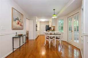 335 Thornwood Dr, Atlanta, GA 30328 - Photo 20