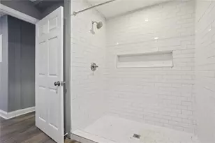 1402 Shadowbrook Dr, Marietta, GA 30062 - Photo 18