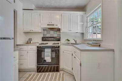 255 S Columbia Drive, Decatur, GA 30030 - Photo 24