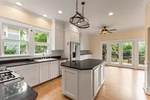 327 Adams St, Decatur, GA 30030 - Photo 10