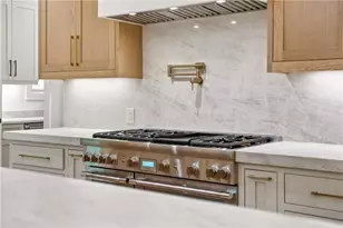 423 Lynne Cir, Alpharetta, GA 30009 - Photo 10
